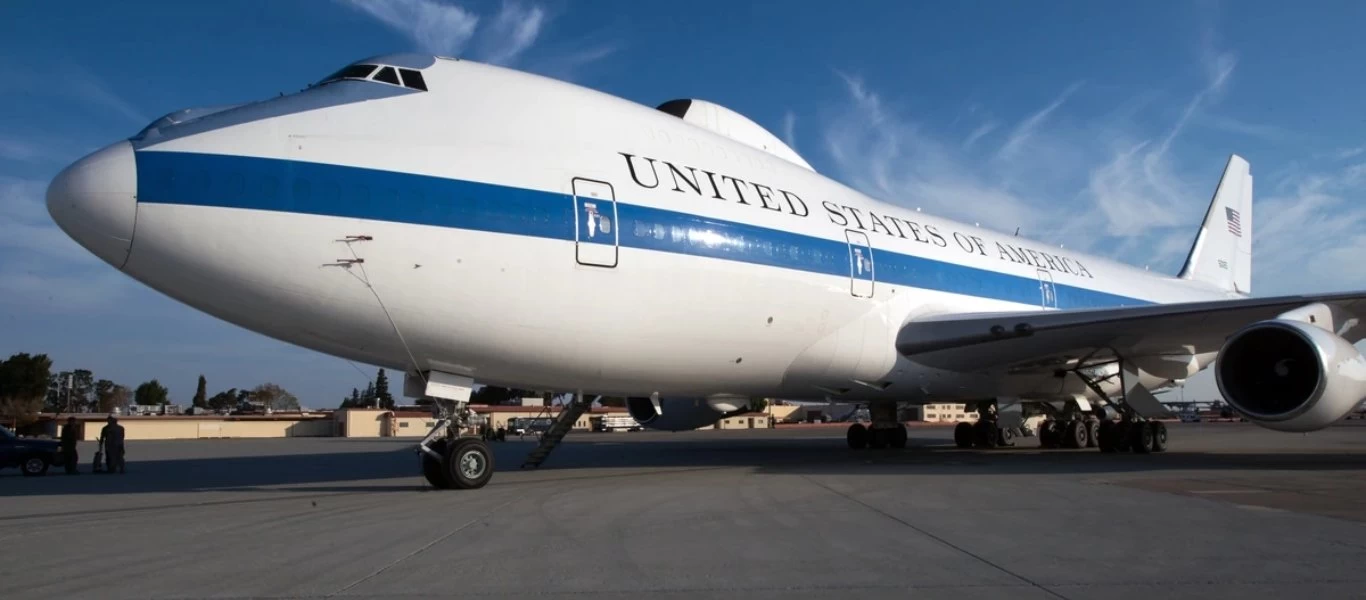 Στο E-4B «Nightwatch» θα φυγαδευτεί ο Τ.Μπάιντεν σε περίπτωση πυρηνικού πολέμου (βίντεο)